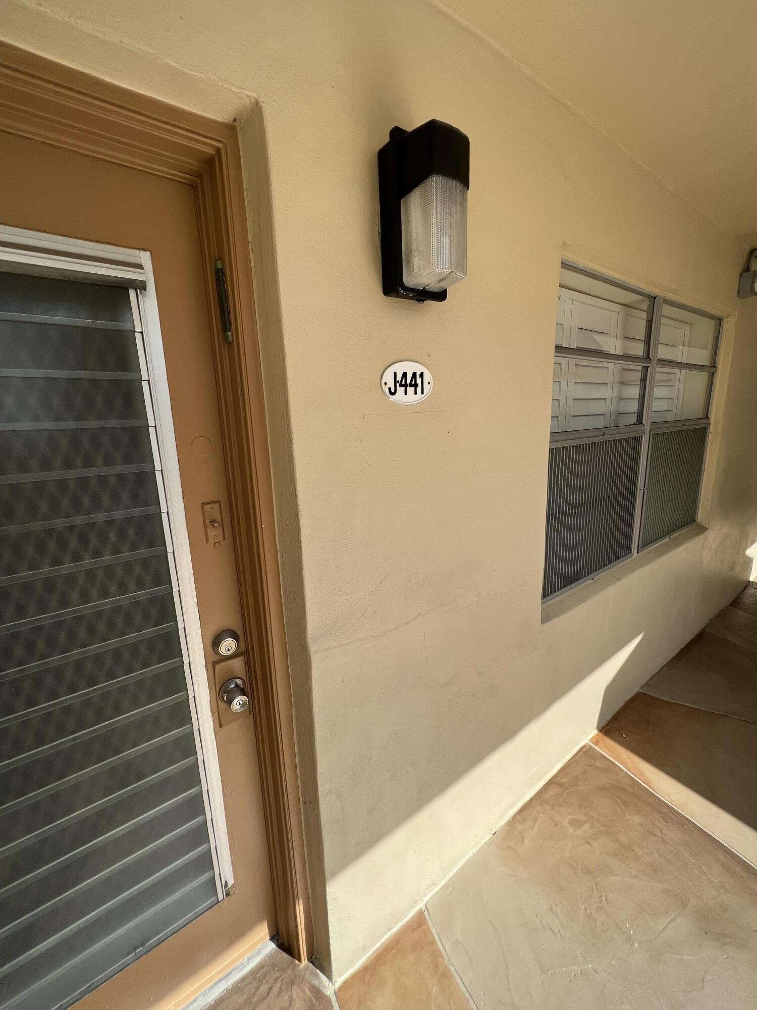 441 Normandy Lane Delray Beach, FL 33484 - Photo 13 of 14 IMG_1170