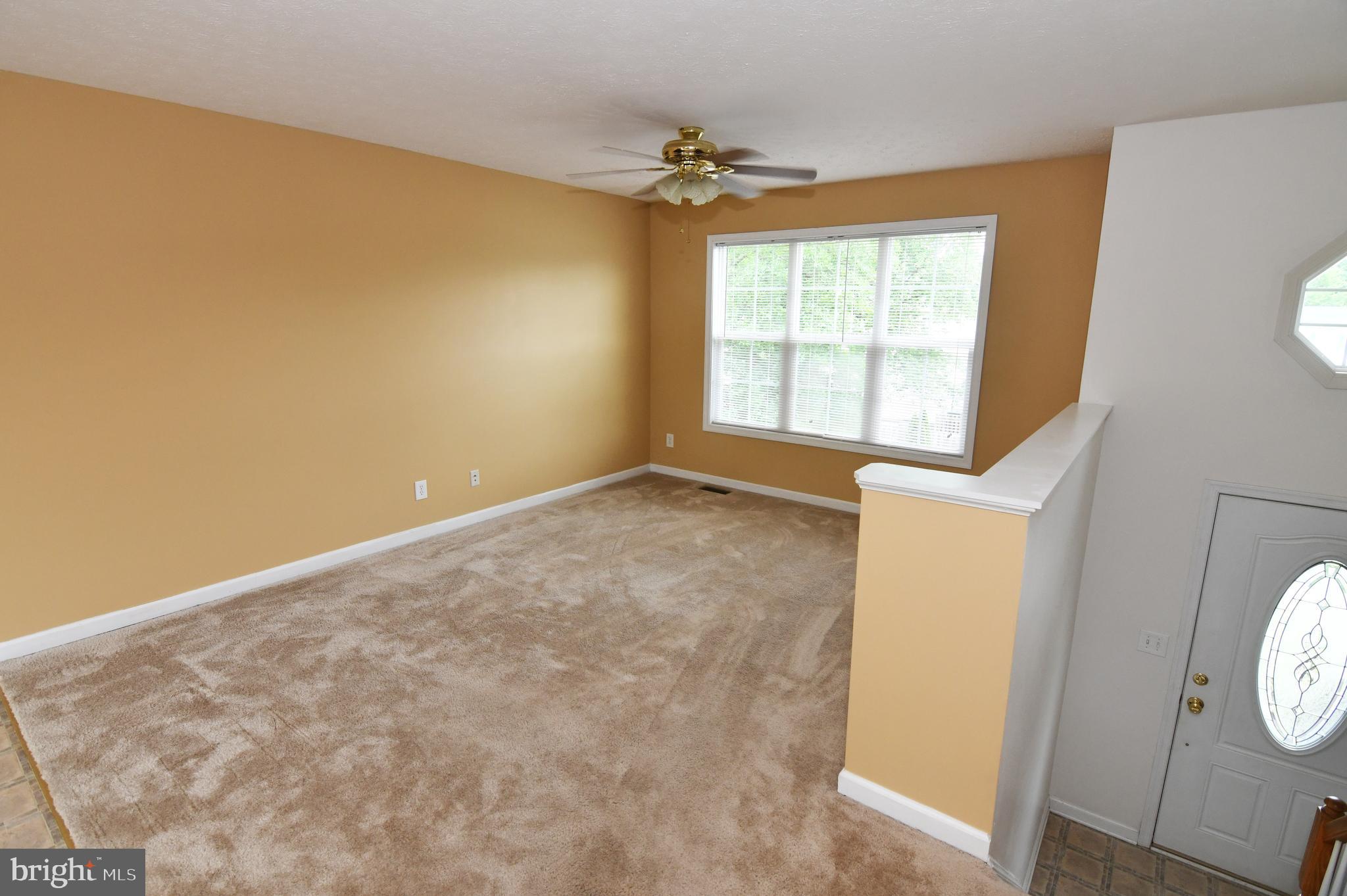 30 Neighbor Way Weston, WV 26452 - Photo 15 of 36 Living room