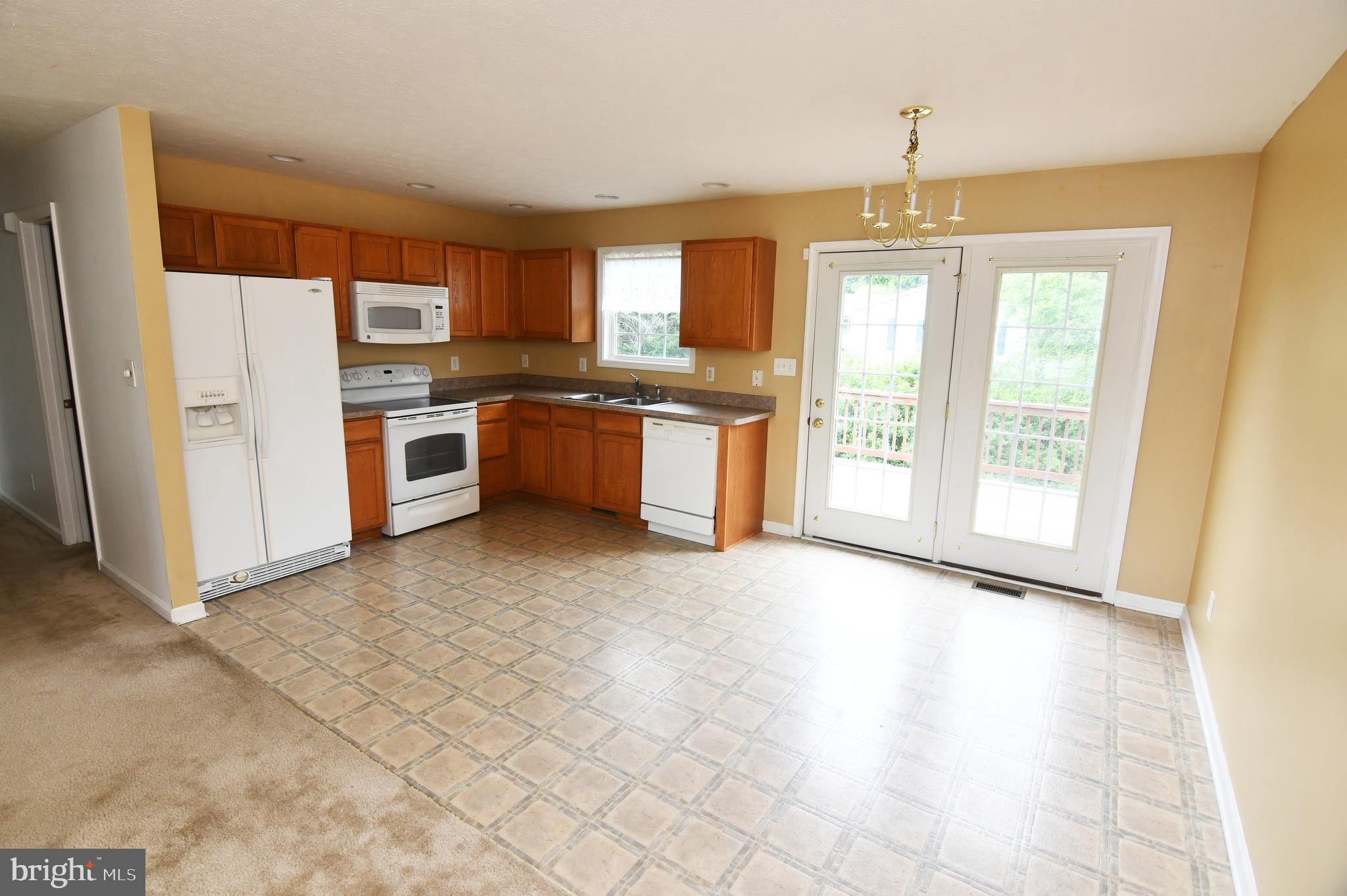 30 Neighbor Way Weston, WV 26452 - Photo 17 of 36 Kitchen