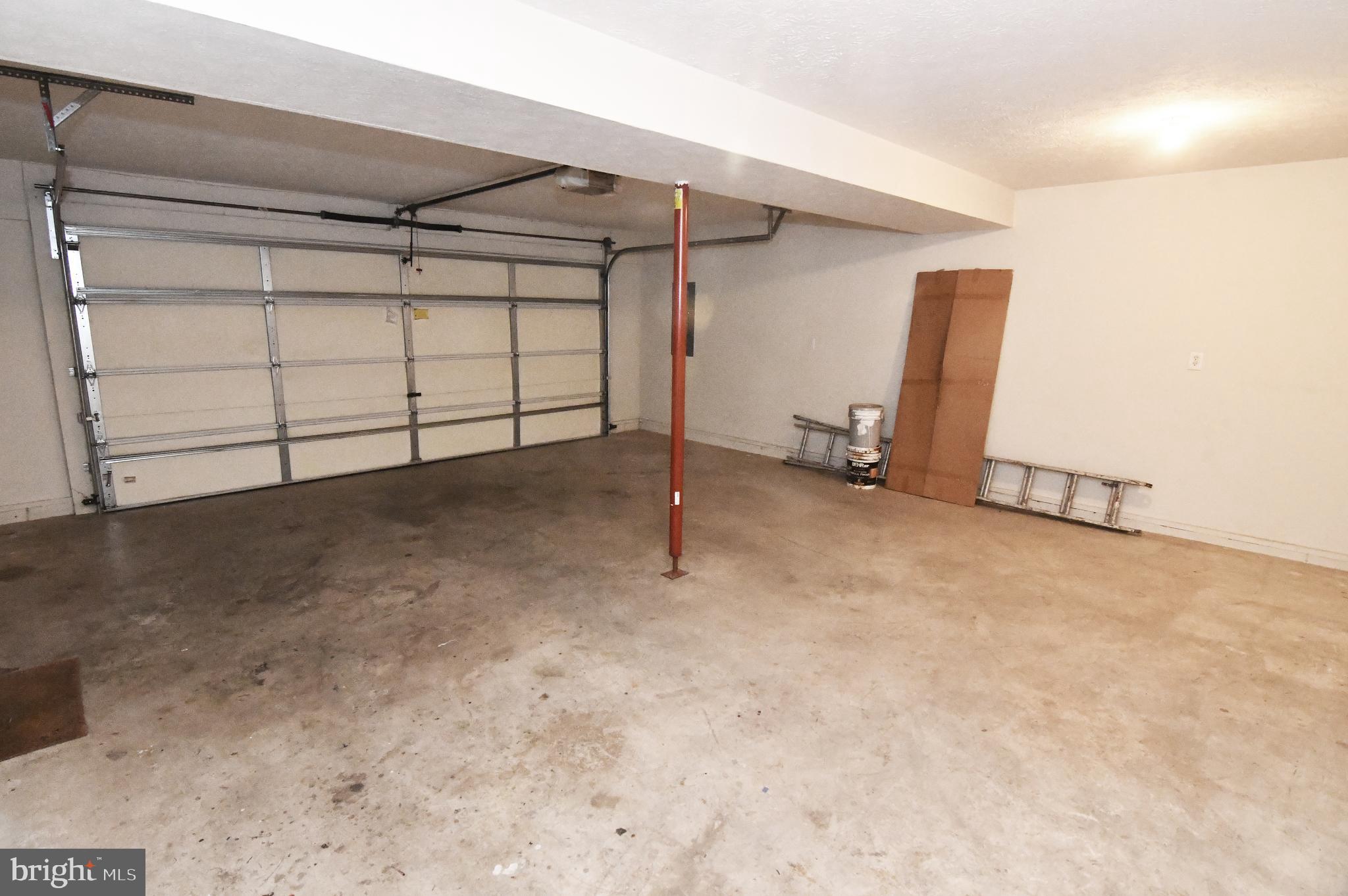 30 Neighbor Way Weston, WV 26452 - Photo 30 of 36 Garage
