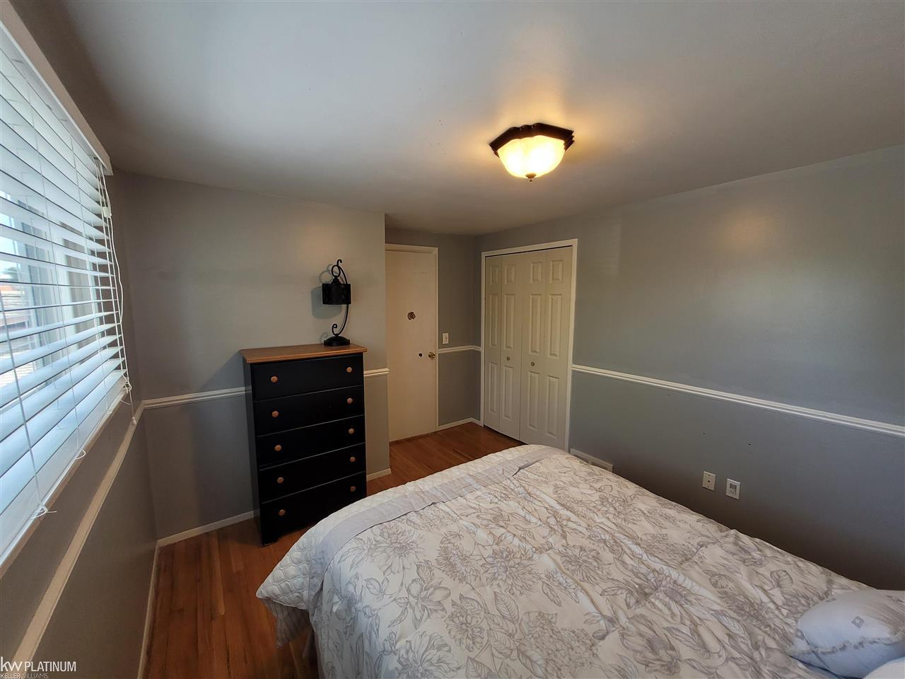 4794 Hillcrest Road Trenton, MI 48183 - Photo 20 of 33 50077142-19.JPG