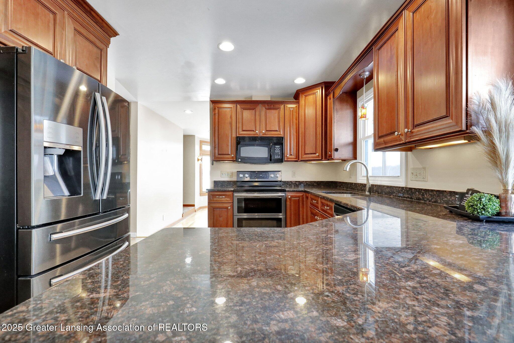 7346 West Cutler Road Dewitt, MI 48820 - Photo 21 of 63 18-web-or-mls-Open Ended Media-18