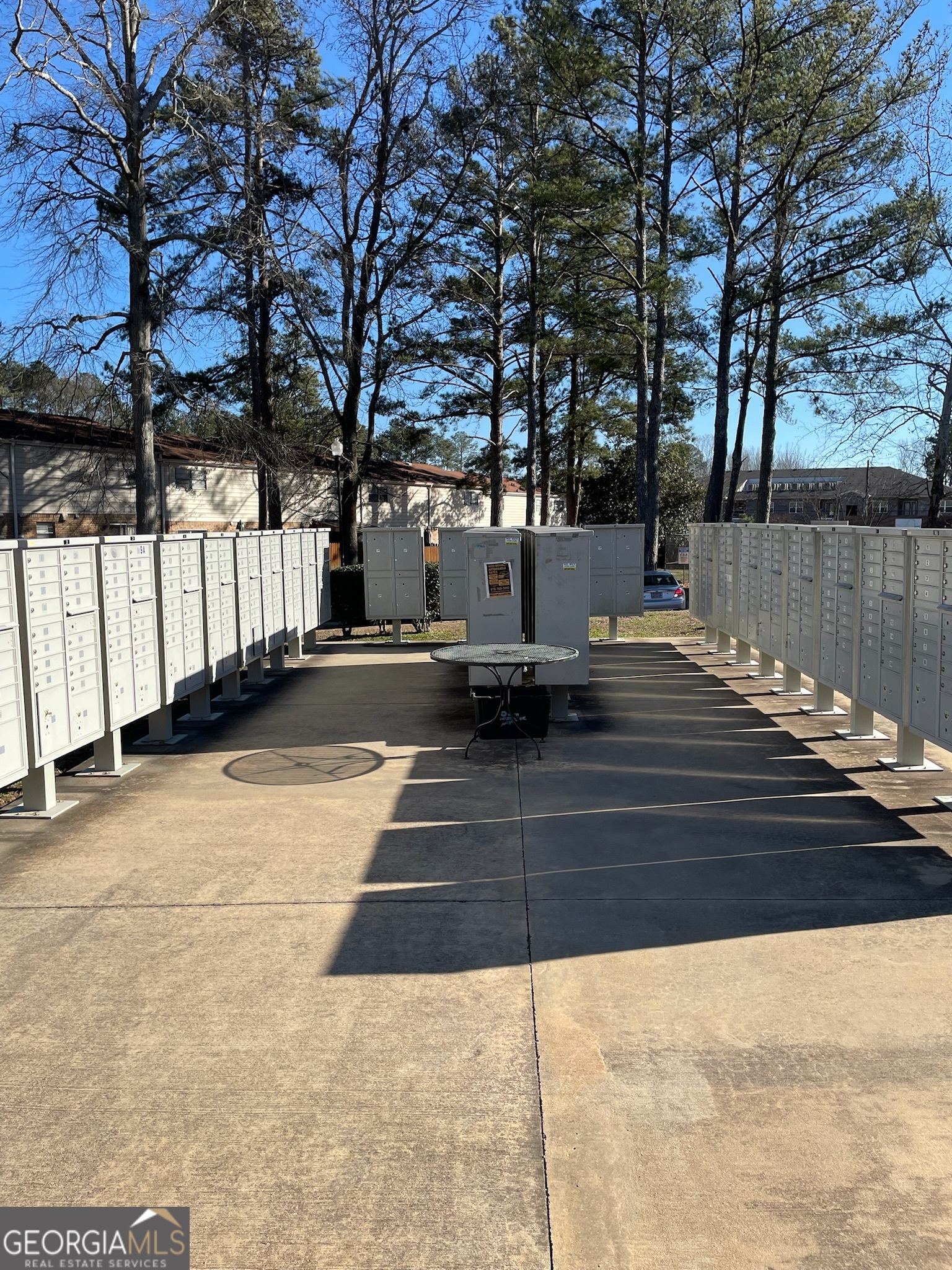 4701 Flat Shoals Road, Unit 25F Union City, GA 30291 - Photo 18 of 21 a view of a yard with plants and trees