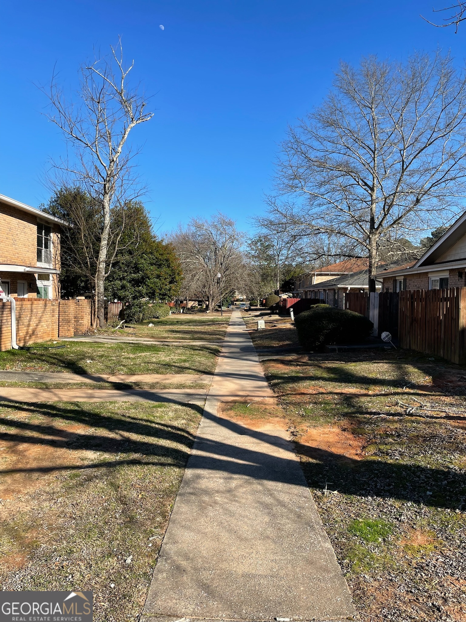 4701 Flat Shoals Road, Unit 25F Union City, GA 30291 - Photo 19 of 21 a view of a yard with a house
