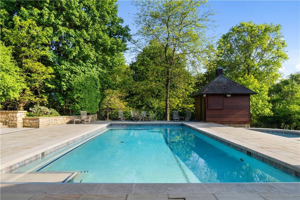 301 Fairview Road Pittsburgh, PA 15238 - Photo 7 of 50 Gallery Image 7