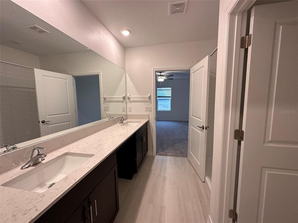 1946 Lanier Road Zephyrhills, FL 33541 - Photo 15 of 17