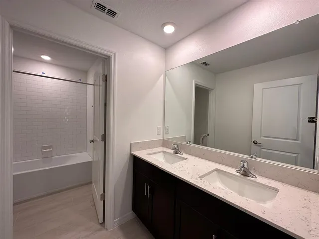 $2,550 | 1946 Lanier Road, Zephyrhills, FL 33541