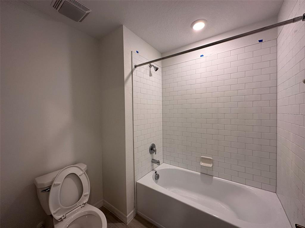 1946 Lanier Road Zephyrhills, FL 33541 - Photo 5 of 17