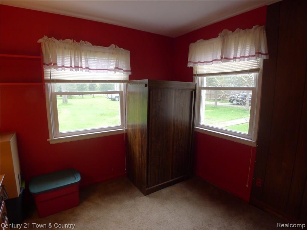 30004 West 10 Mile Road Farmington, MI 48336 - Photo 23 of 34