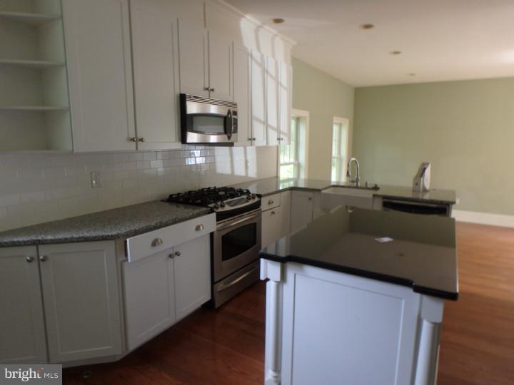 266 North Radnor Chester Road Radnor, PA 19087 - Photo 5 of 15