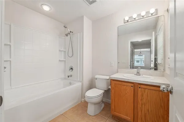 $199,999 | 4570 Southwest 52nd Circle, Unit 102, Ocala, FL 34474