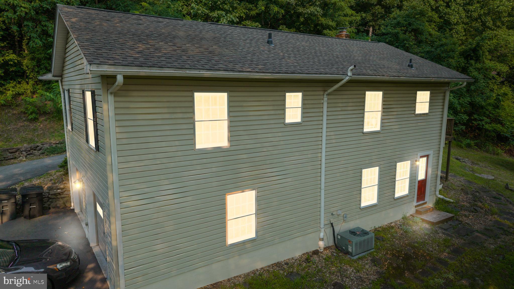 1336 Granny Smith Road Linden, VA 22642 - Photo 12 of 46