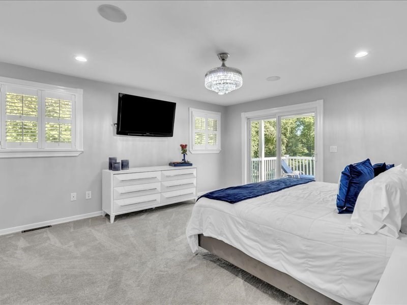 6 Strathmore Road North Dartmouth, MA 02747 - Photo 36 of 42