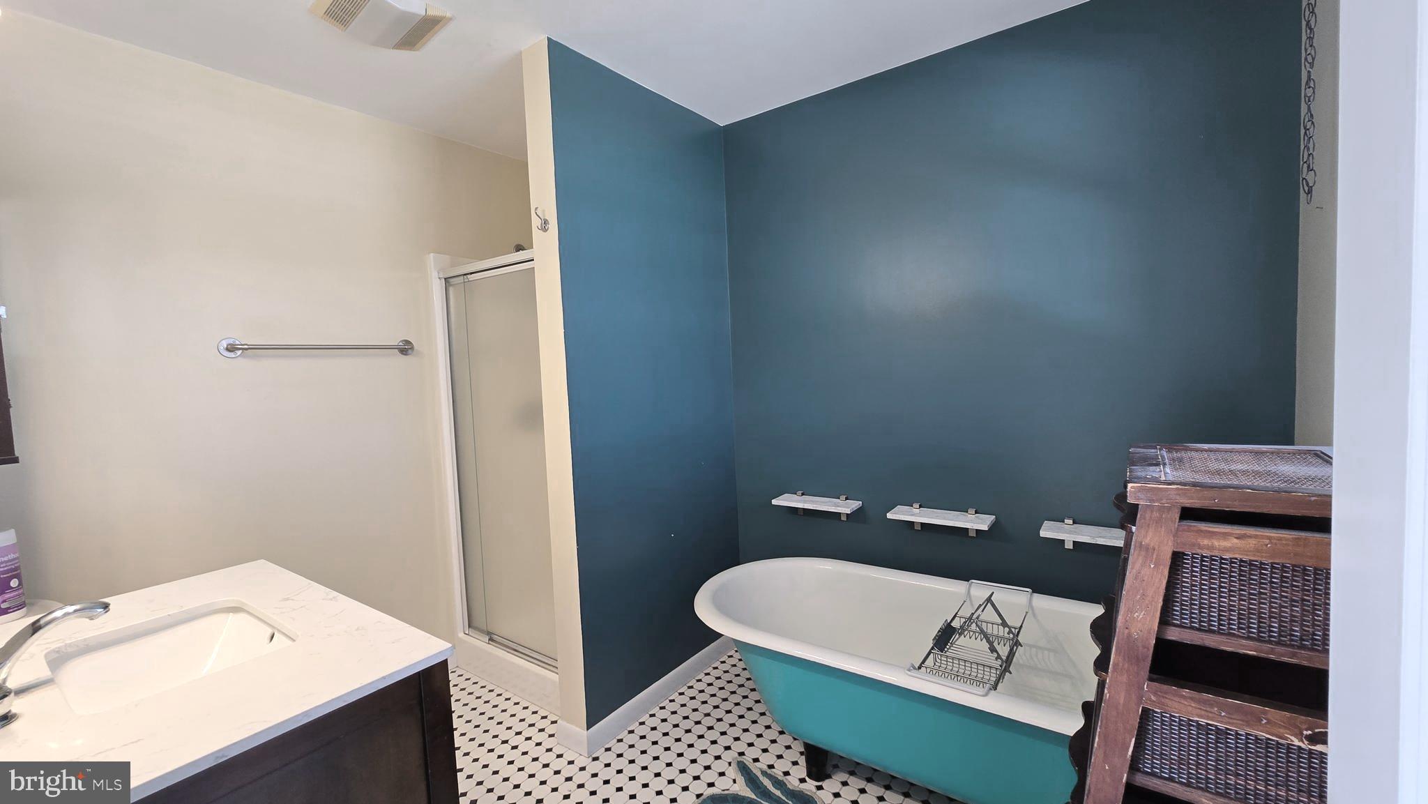 455 England Creamery Road North East, MD 21901 - Photo 24 of 42 Large primary bath w/clawfoot tub & Shower