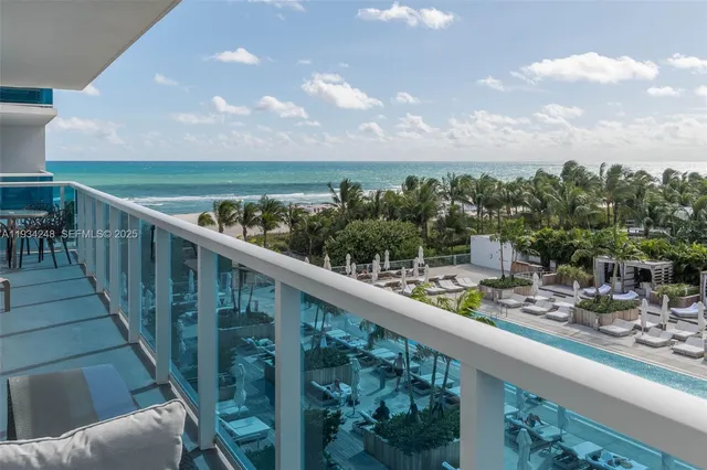 $20,000 | 2301 Collins Avenue, Unit 507, Miami Beach, FL 33139