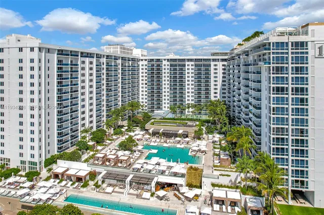 $20,000 | 2301 Collins Avenue, Unit 507, Miami Beach, FL 33139