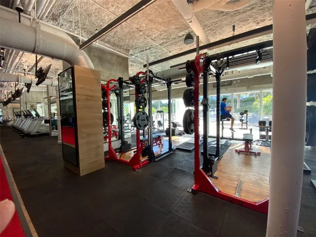 $20,000 | 2301 Collins Avenue, Unit 507, Miami Beach, FL 33139