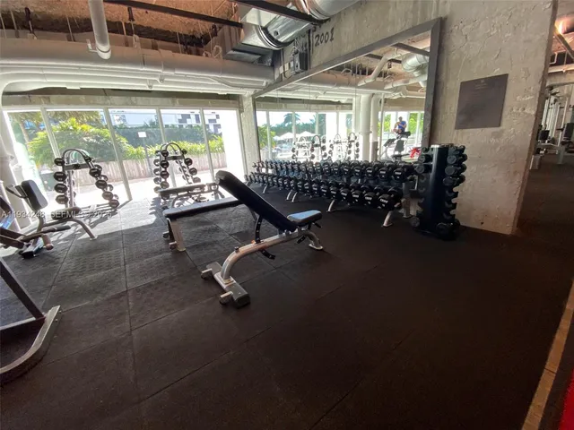 $20,000 | 2301 Collins Avenue, Unit 507, Miami Beach, FL 33139