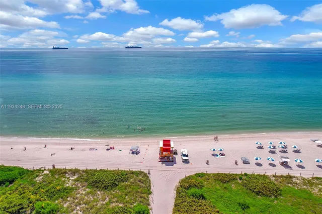 $20,000 | 2301 Collins Avenue, Unit 507, Miami Beach, FL 33139