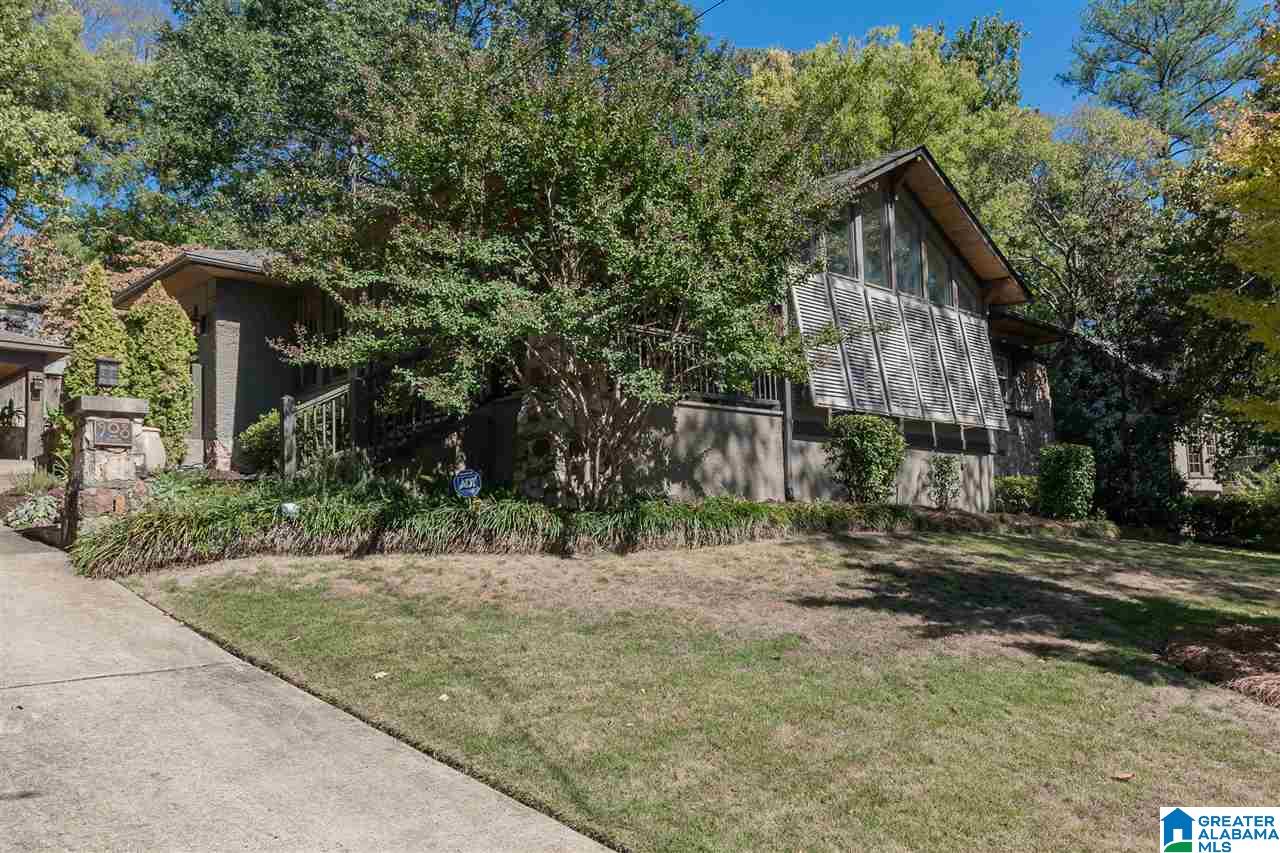 908 Irving Road Birmingham, AL 35209 - Photo 1 of 41