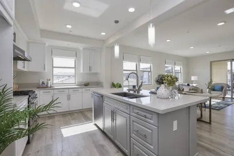 $999,000 | 1089 Dewberry Place, Unit 401, San Jose, CA 95131