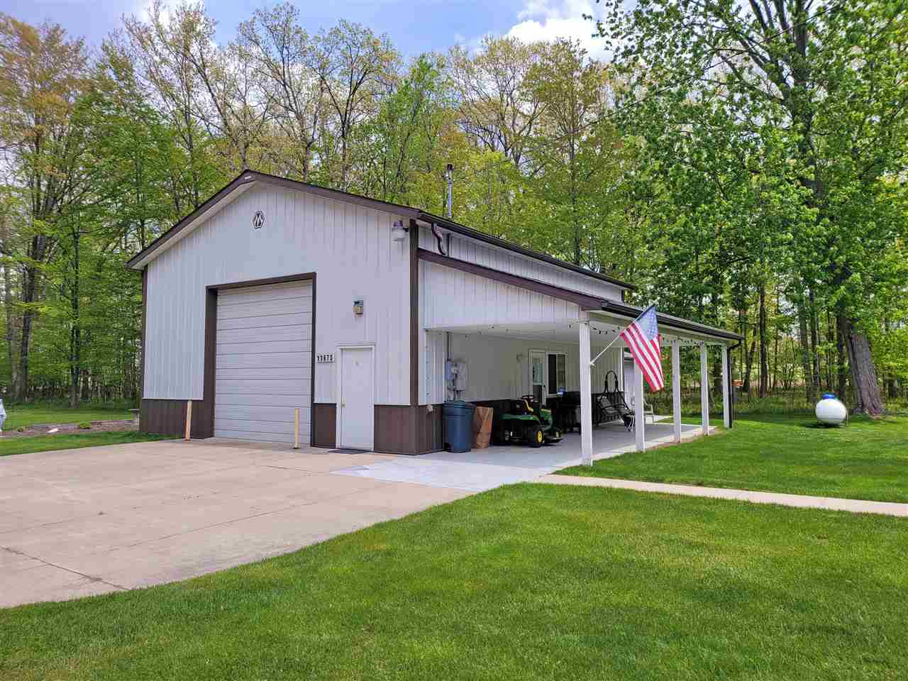 11673 Ferden Road Chesaning, MI 48616 - Photo 2 of 39 50041943-1.JPG