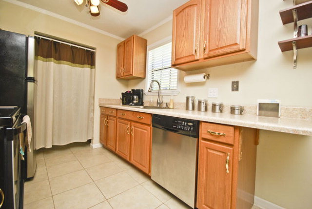 262 Foreman Road Jackson, SC 29831 - Photo 15 of 16 Kitchen