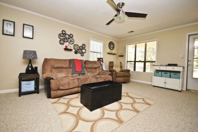262 Foreman Road Jackson, SC 29831 - Photo 2 of 16 Living Room