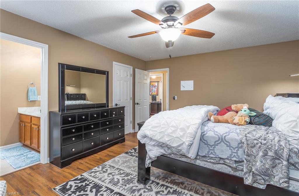 5140 Windsbury Ridge Road Clemmons, NC 27012 - Photo 12 of 24 Gallery Image 12