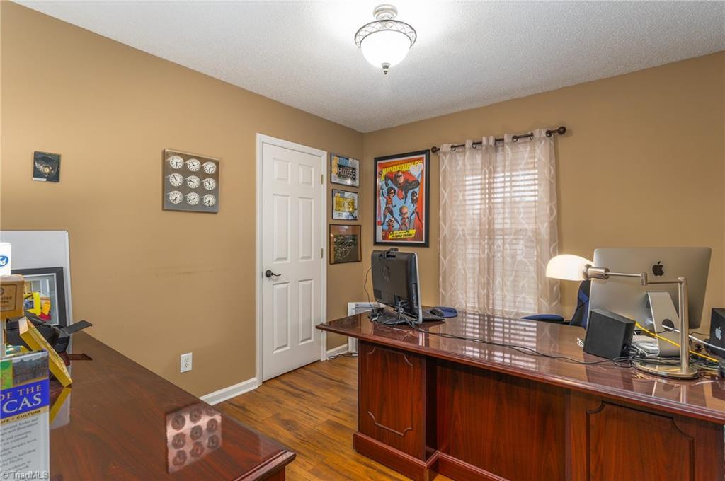 5140 Windsbury Ridge Road Clemmons, NC 27012 - Photo 15 of 24 Gallery Image 15
