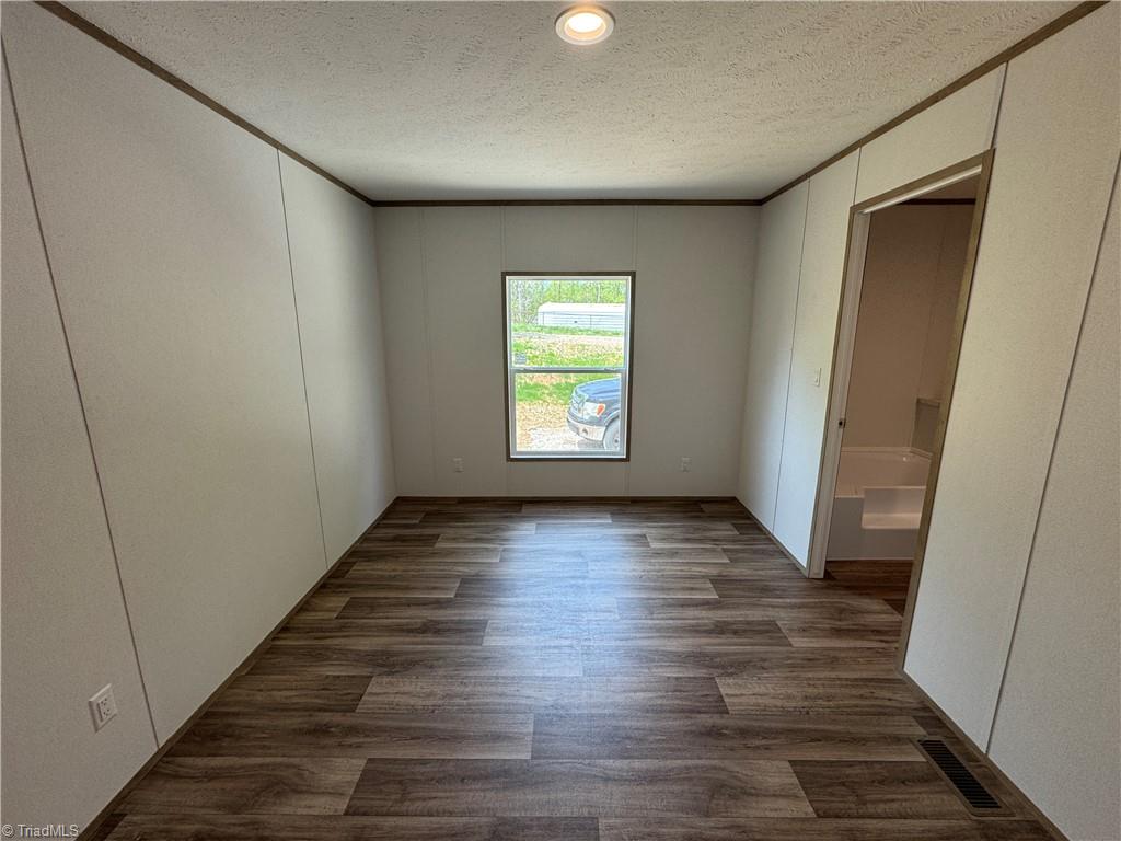 5787 Davis Road Walkertown, NC 27051 - Photo 11 of 30 Primary Bedroom