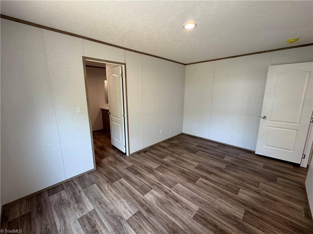 5787 Davis Road Walkertown, NC 27051 - Photo 14 of 30 Primary Bedroom