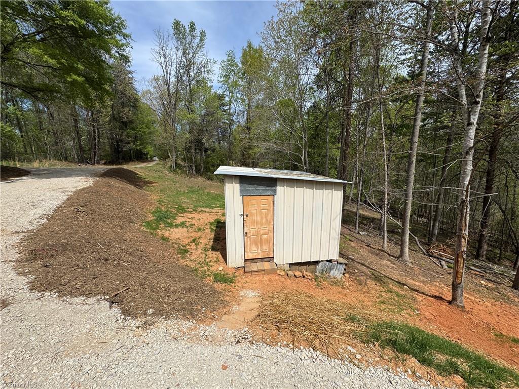 5787 Davis Road Walkertown, NC 27051 - Photo 27 of 30 Storage Shed