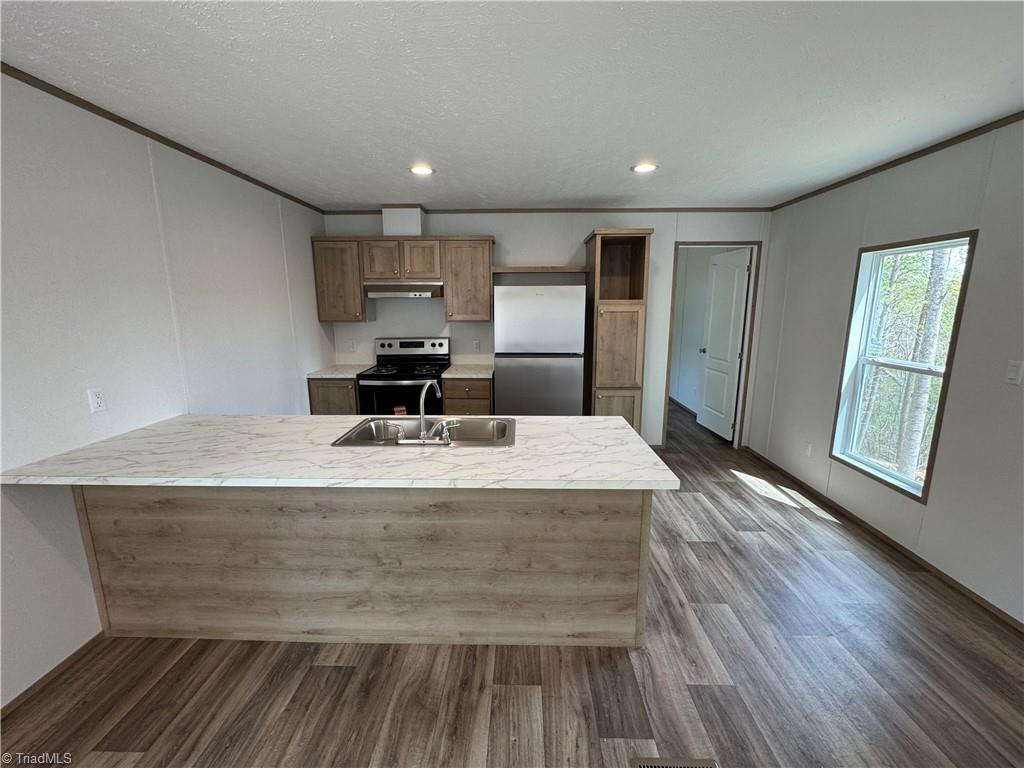 5787 Davis Road Walkertown, NC 27051 - Photo 6 of 30 Open Living Room & Kitchen