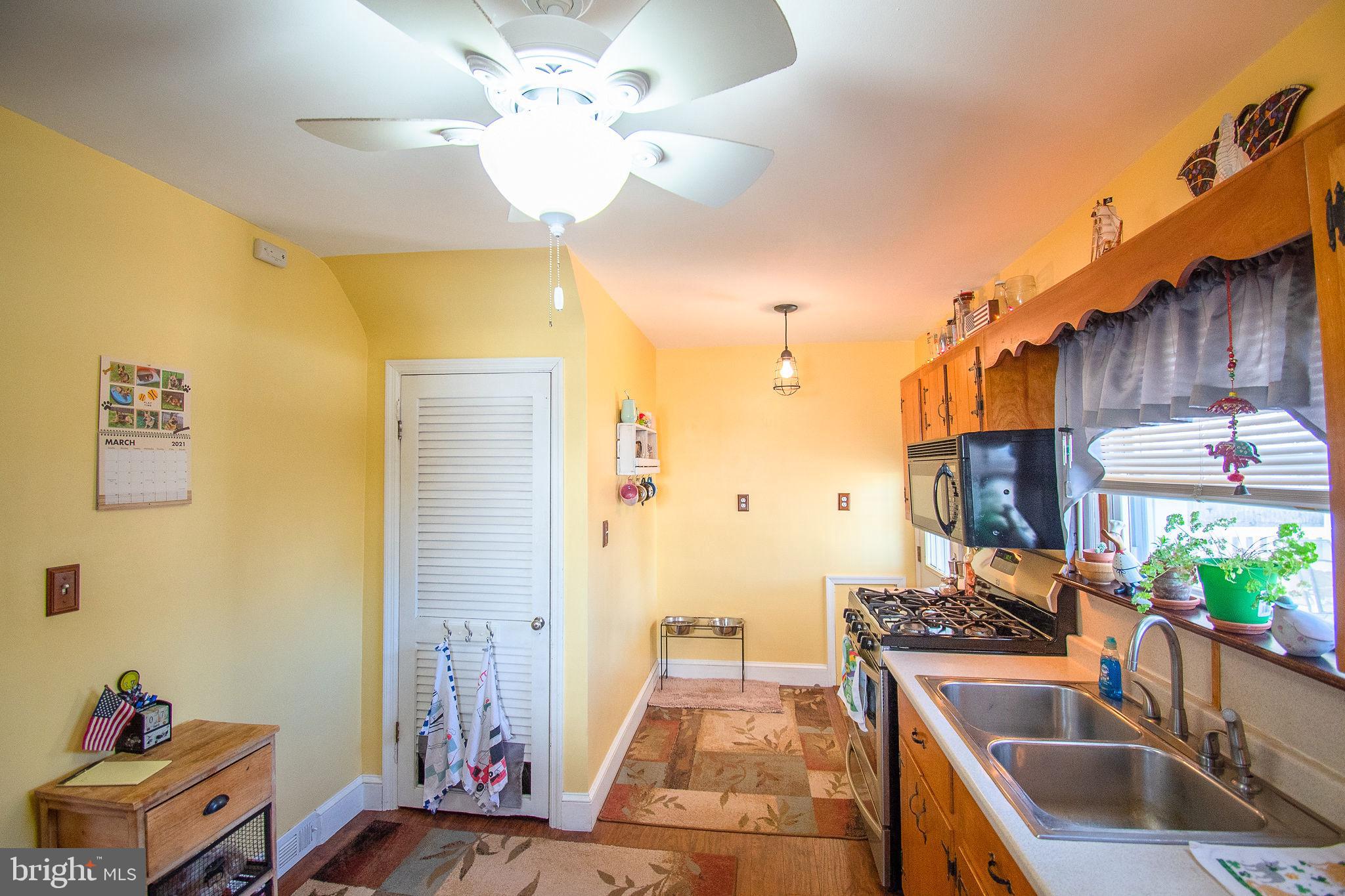 39 Belmar Road Hatboro, PA 19040 - Photo 5 of 17