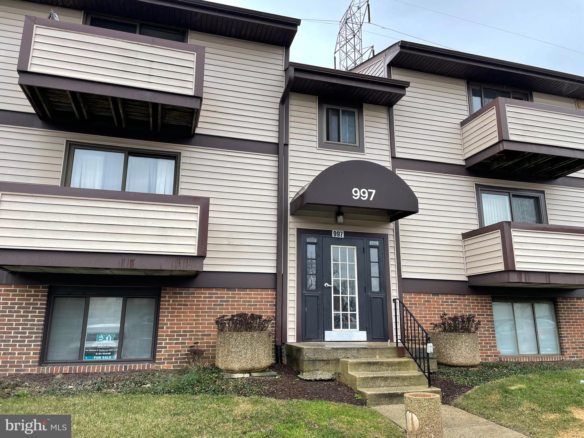 997 Heather Ridge Drive, Unit 3A Frederick, MD 21702 - Photo 1 of 17 Front of building
