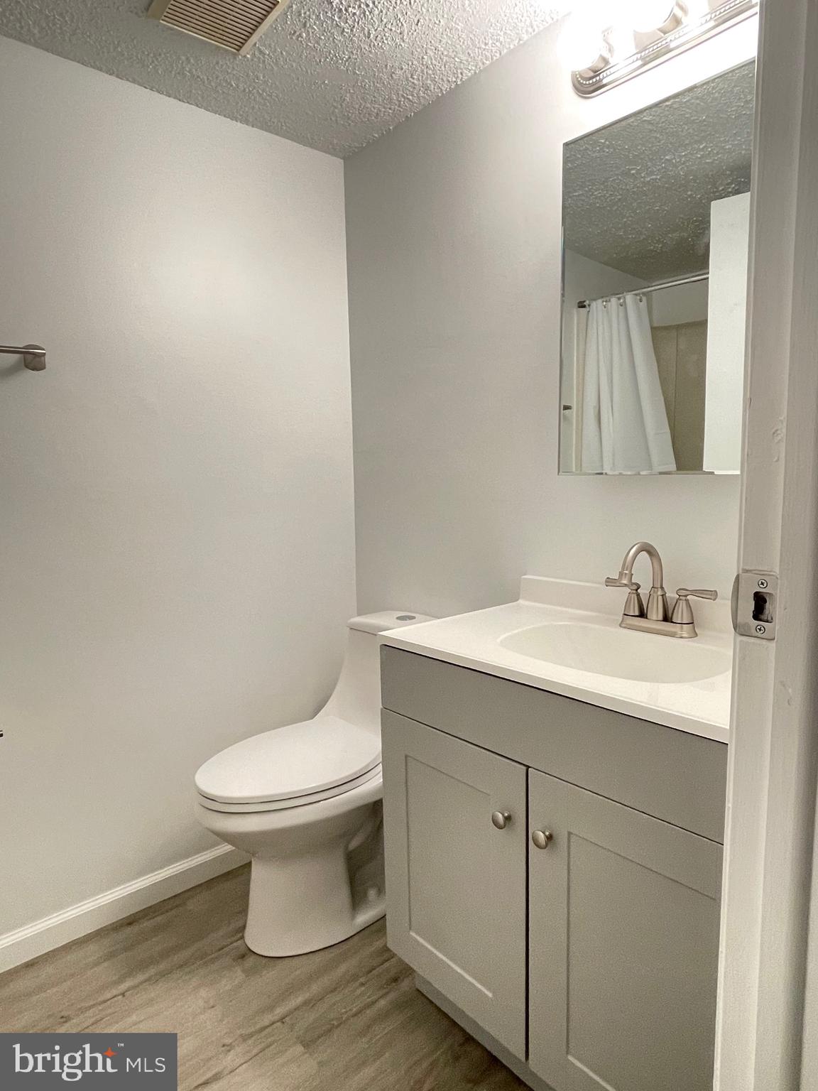 997 Heather Ridge Drive, Unit 3A Frederick, MD 21702 - Photo 15 of 17 Bathroom view 2