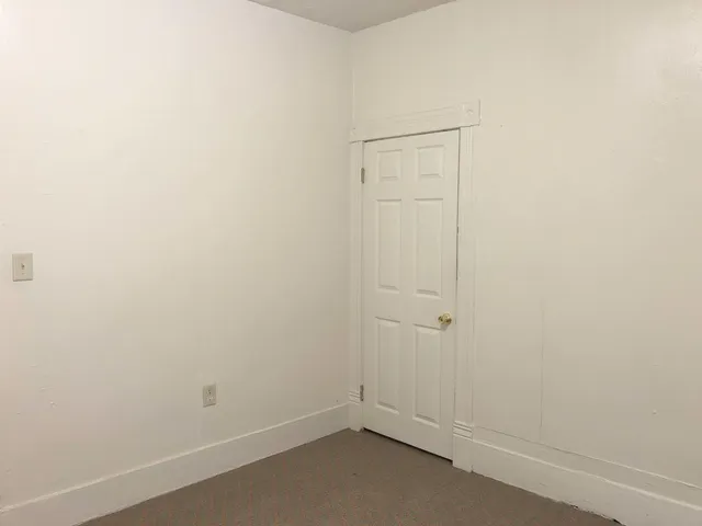 $899 | 922 12th Street Southeast, Unit A, Roanoke, VA 24013