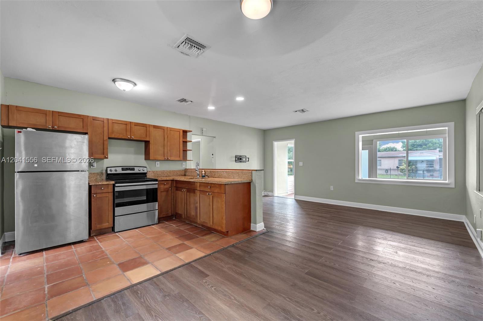 421 Northwest 105th Street, Unit 421 Miami, FL 33150 - Photo 6 of 30