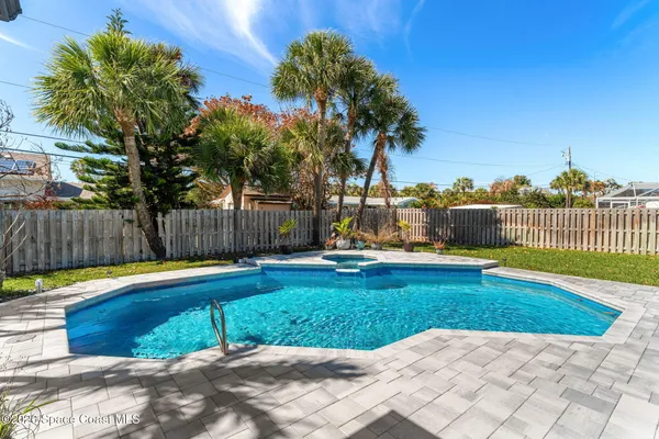 $1,125,000 | 300 Oak Street, Melbourne Beach, FL 32951