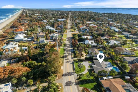 $1,125,000 | 300 Oak Street, Melbourne Beach, FL 32951