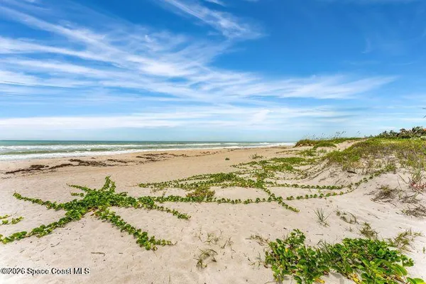 $1,125,000 | 300 Oak Street, Melbourne Beach, FL 32951