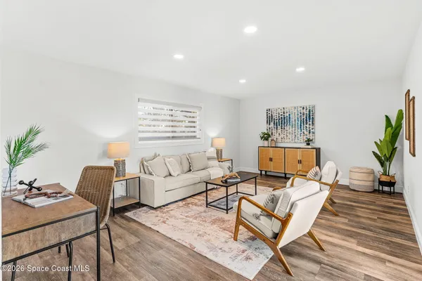 $1,125,000 | 300 Oak Street, Melbourne Beach, FL 32951