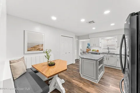 $1,125,000 | 300 Oak Street, Melbourne Beach, FL 32951