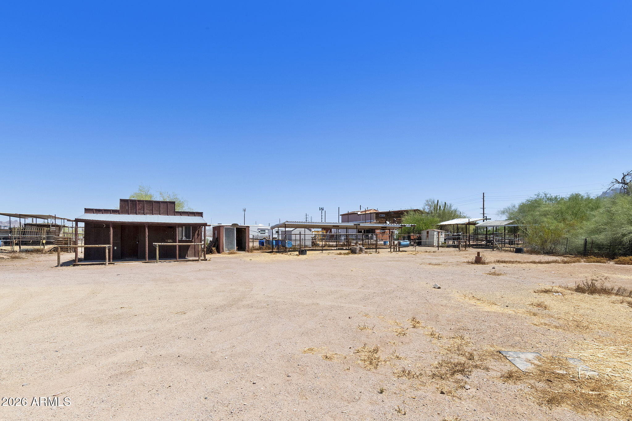 293 South Belaire Road Apache Junction, AZ 85119 - Photo 38 of 39 30-web-or-mls-DLB_7086 - Copy