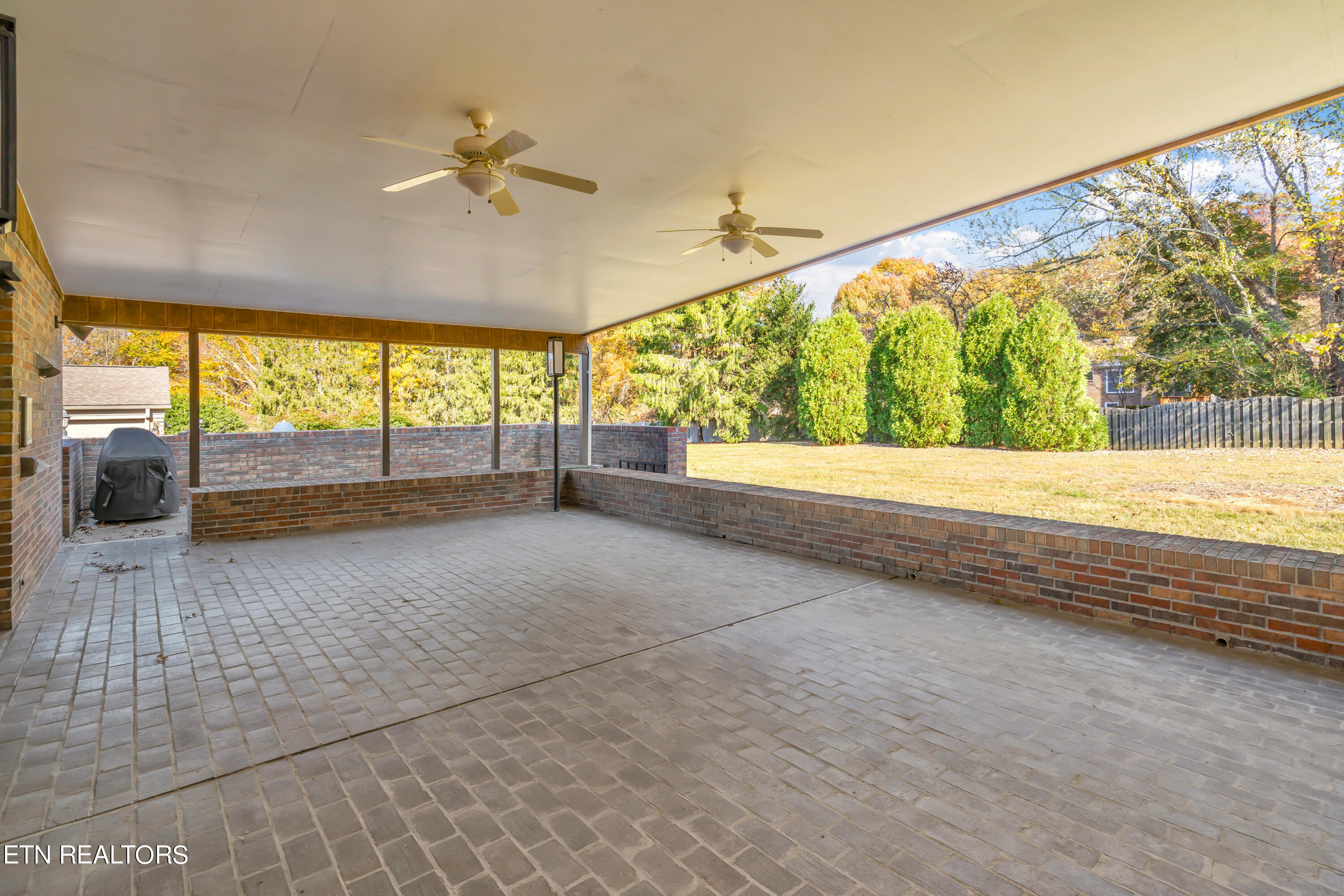 720 Kempton Road Knoxville, TN 37909 - Photo 15 of 43 720 Kempton Road-34
