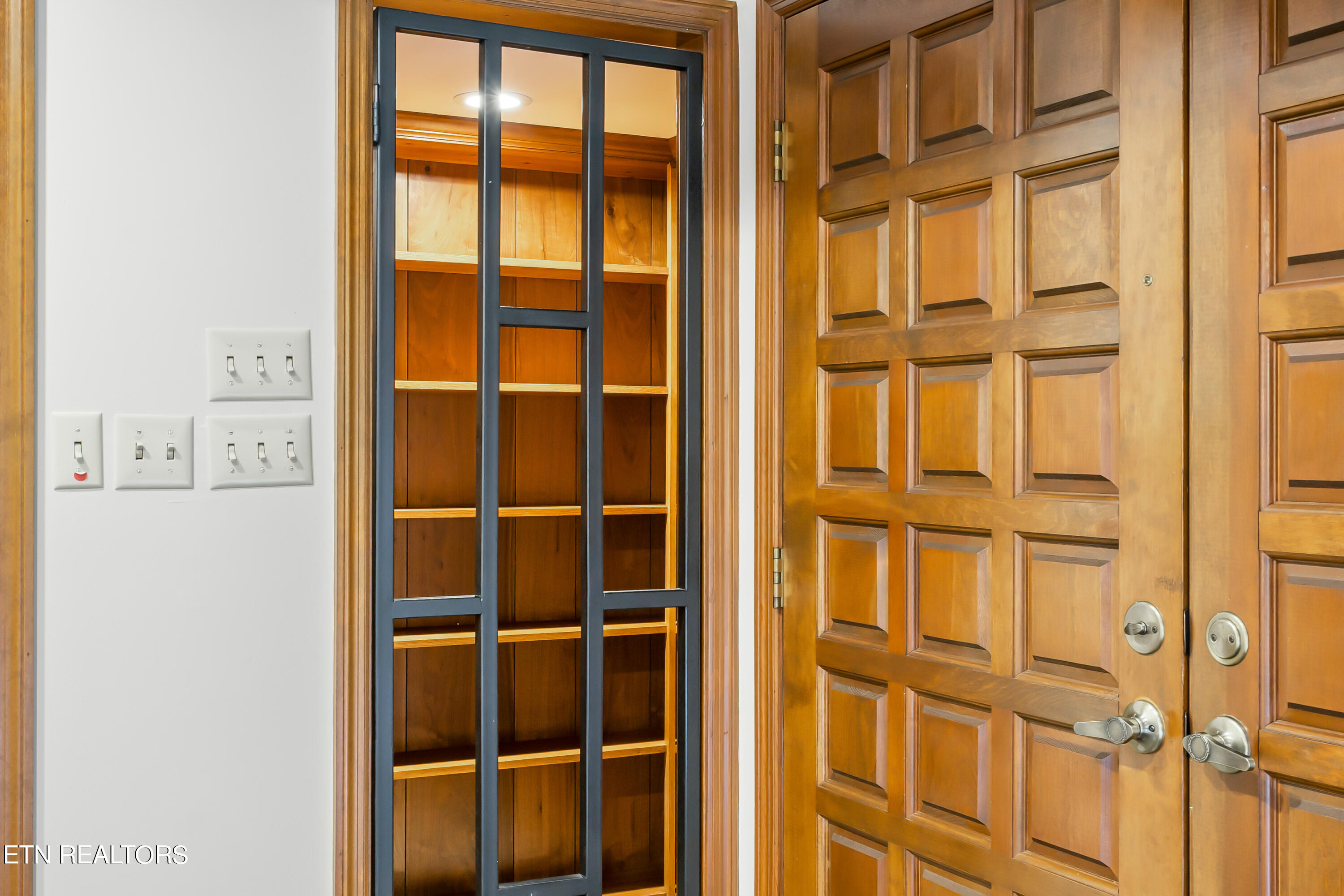 720 Kempton Road Knoxville, TN 37909 - Photo 19 of 43 720 Kempton Road-2