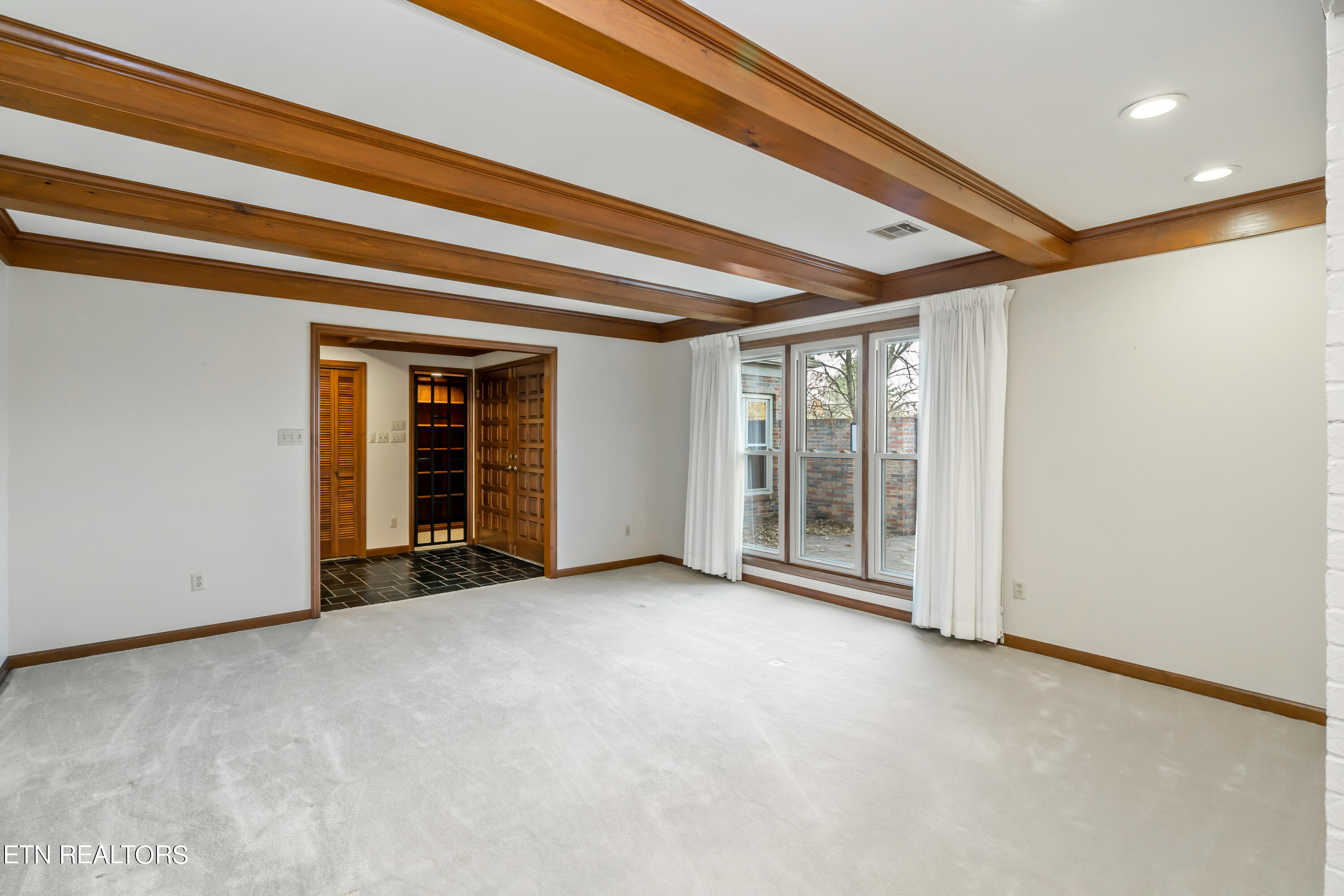 720 Kempton Road Knoxville, TN 37909 - Photo 8 of 43 720 Kempton Road-10