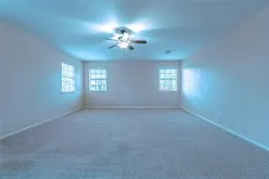 a view of empty room with window