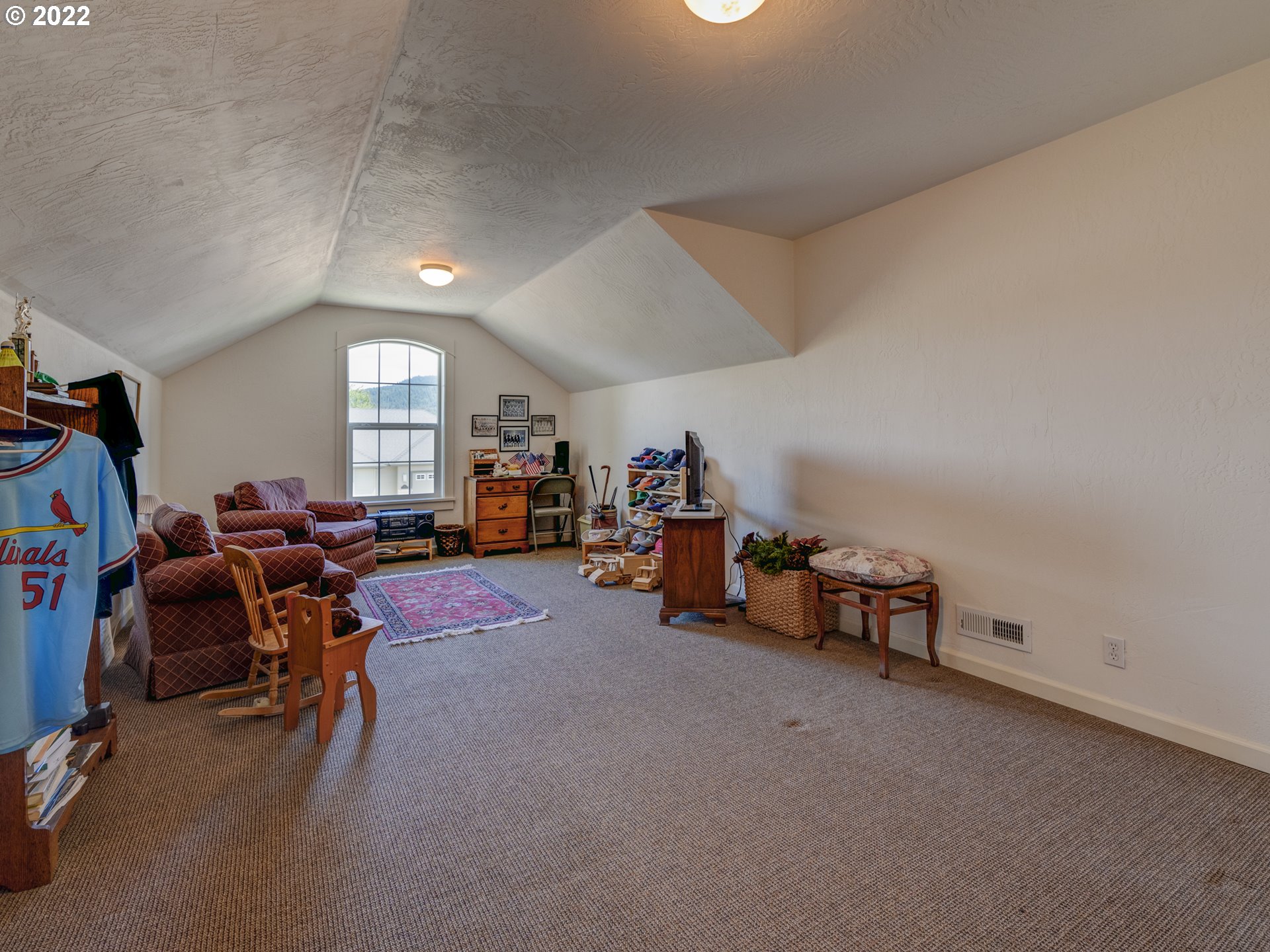 835 River Knoll Way Springfield, OR 97477 - Photo 19 of 25 Gallery Image 19